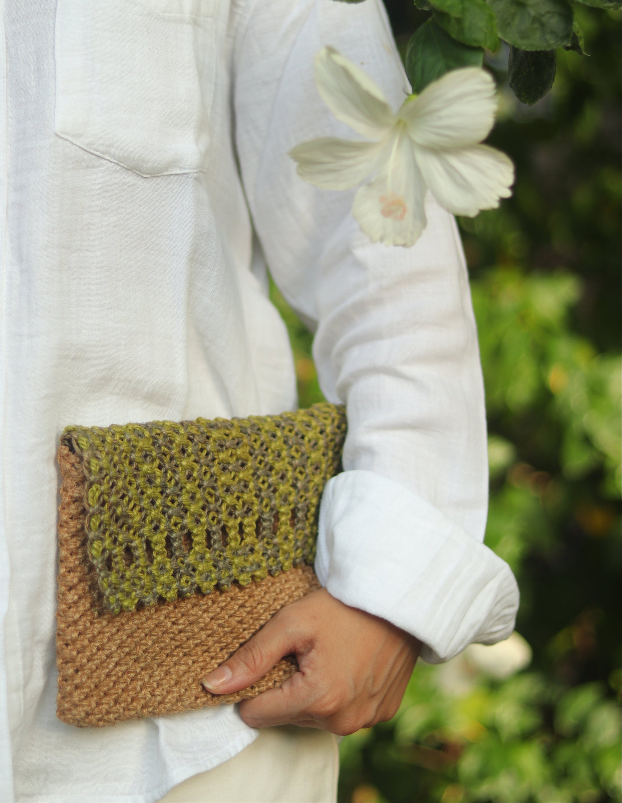 Jute Clutch with Dual Tone Flap